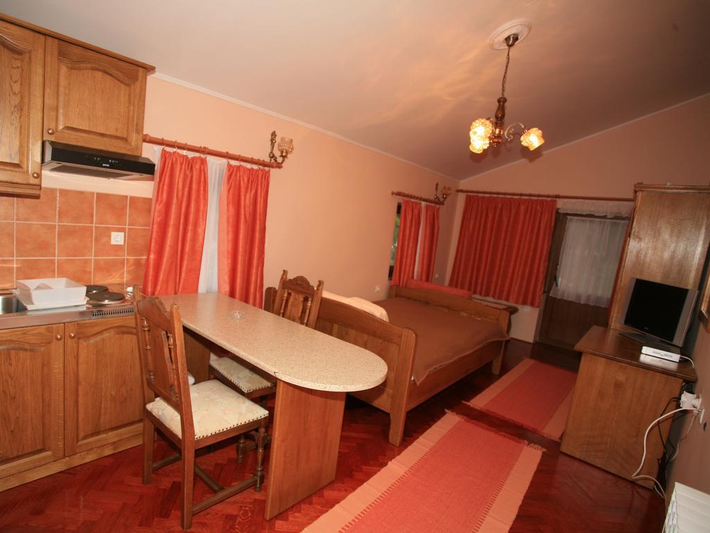 Apartments Vrata Baranje Bilje Habitación foto